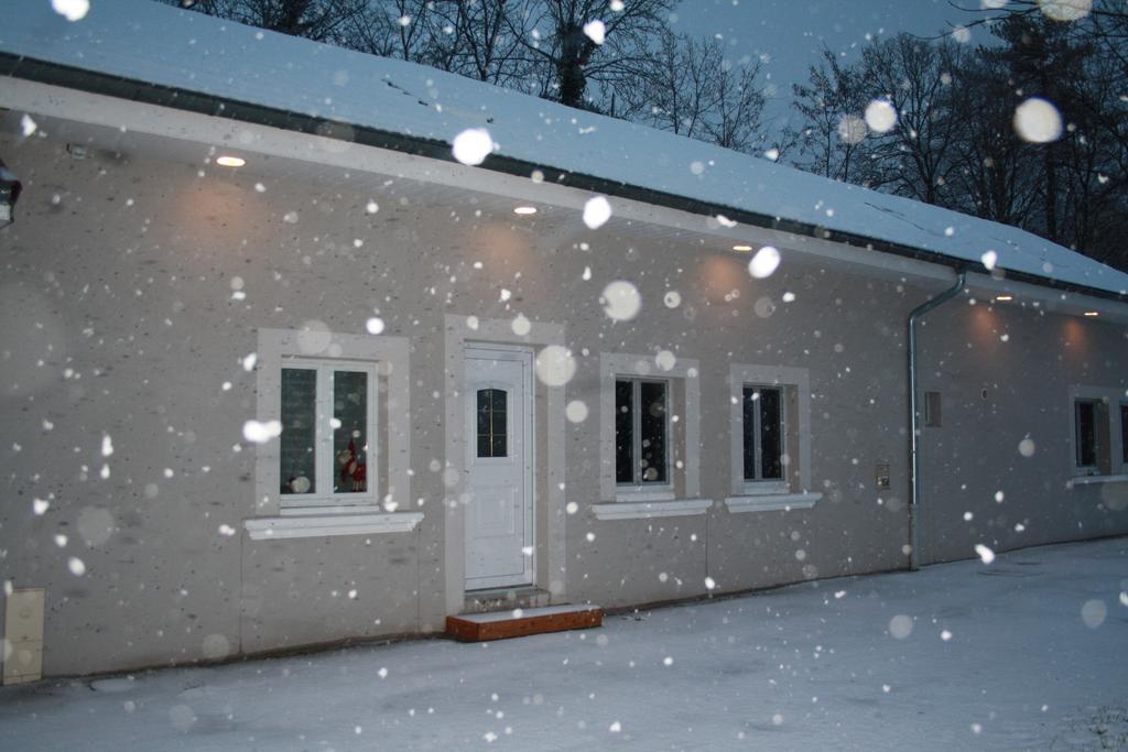 Gite L'Annexe Crotenay Exterior foto